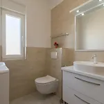 Sofija 4*