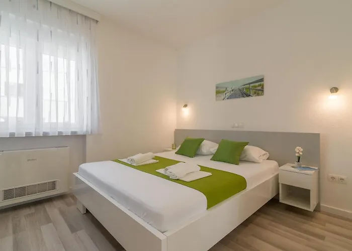Sofija 4*