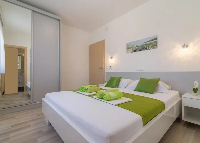 Sofija Zaton (Zadar)