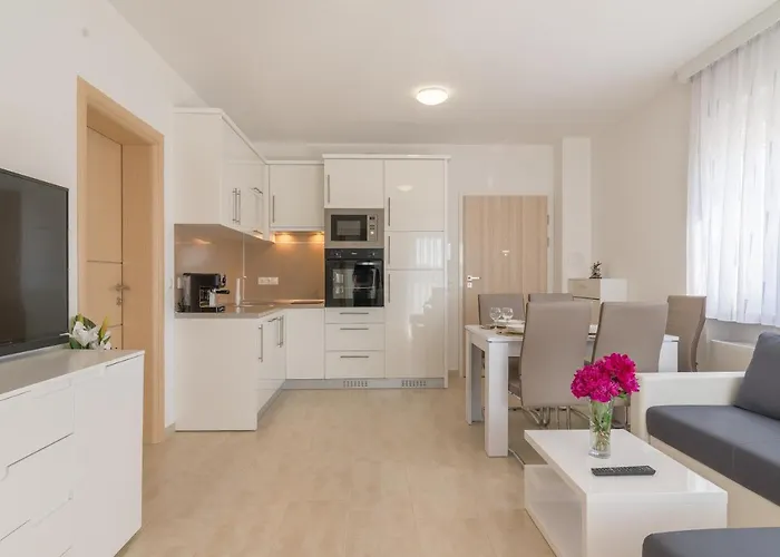 Gostinjska kuća Sofija 4*