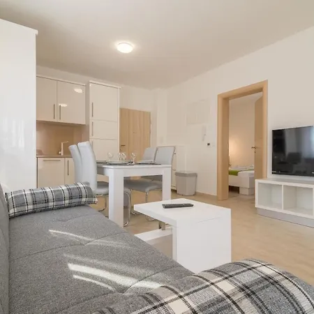 Sofija 招待所 扎顿