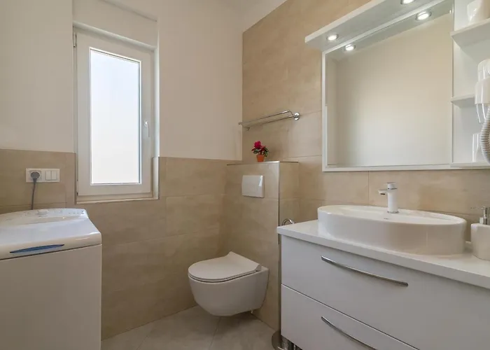 Sofija 4*